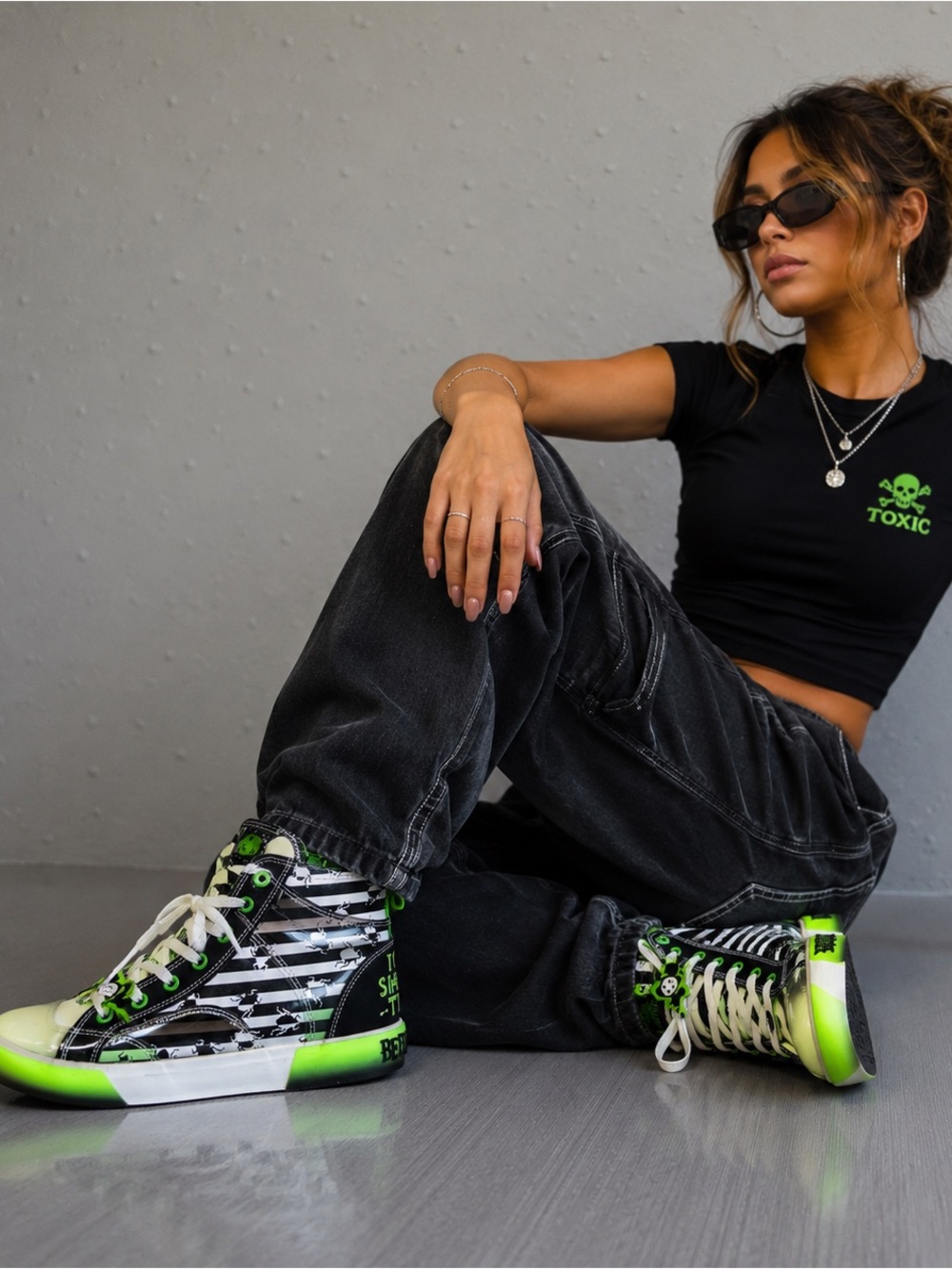 Ground Up Beetlejuice High Top Sneakers Women’s Size 9 Striped It’s Showtime